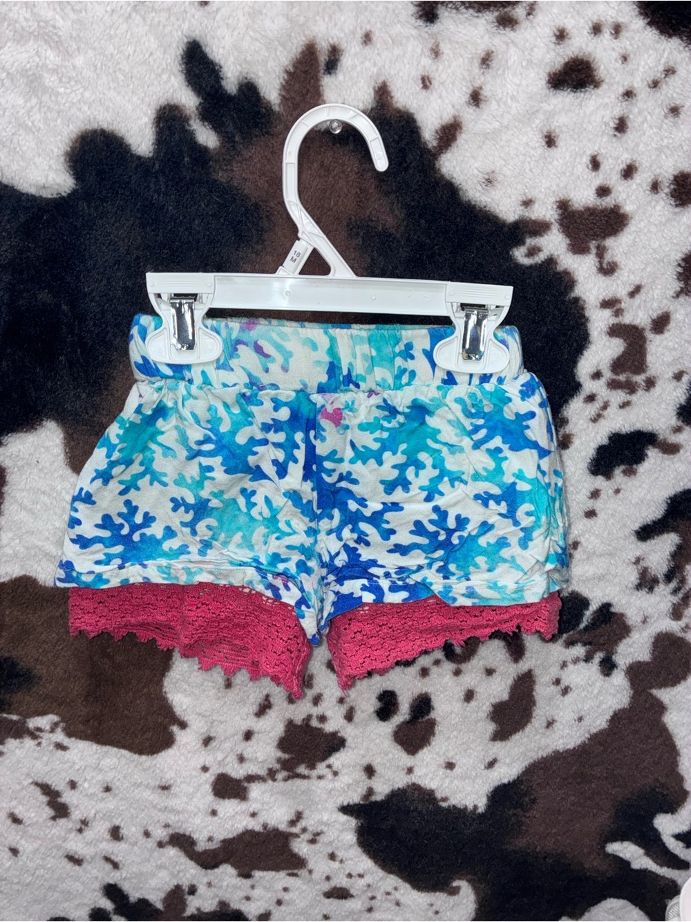 Ruffle butt Shorts blue and pink reef print with pink under lace size 2t